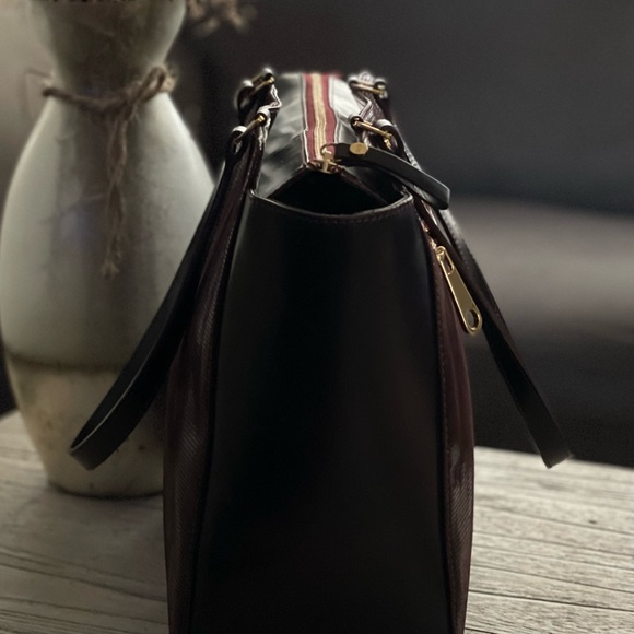 VTG BOSI Deep Burgandy/Merlot RedLEATHER Bottom Studs TOTE/SATCHEL/SHOULDER BAG - Picture 11 of 16